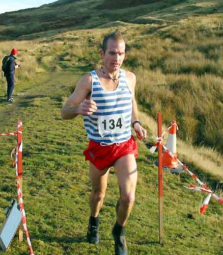 Ian Holmes finishes in new course record time